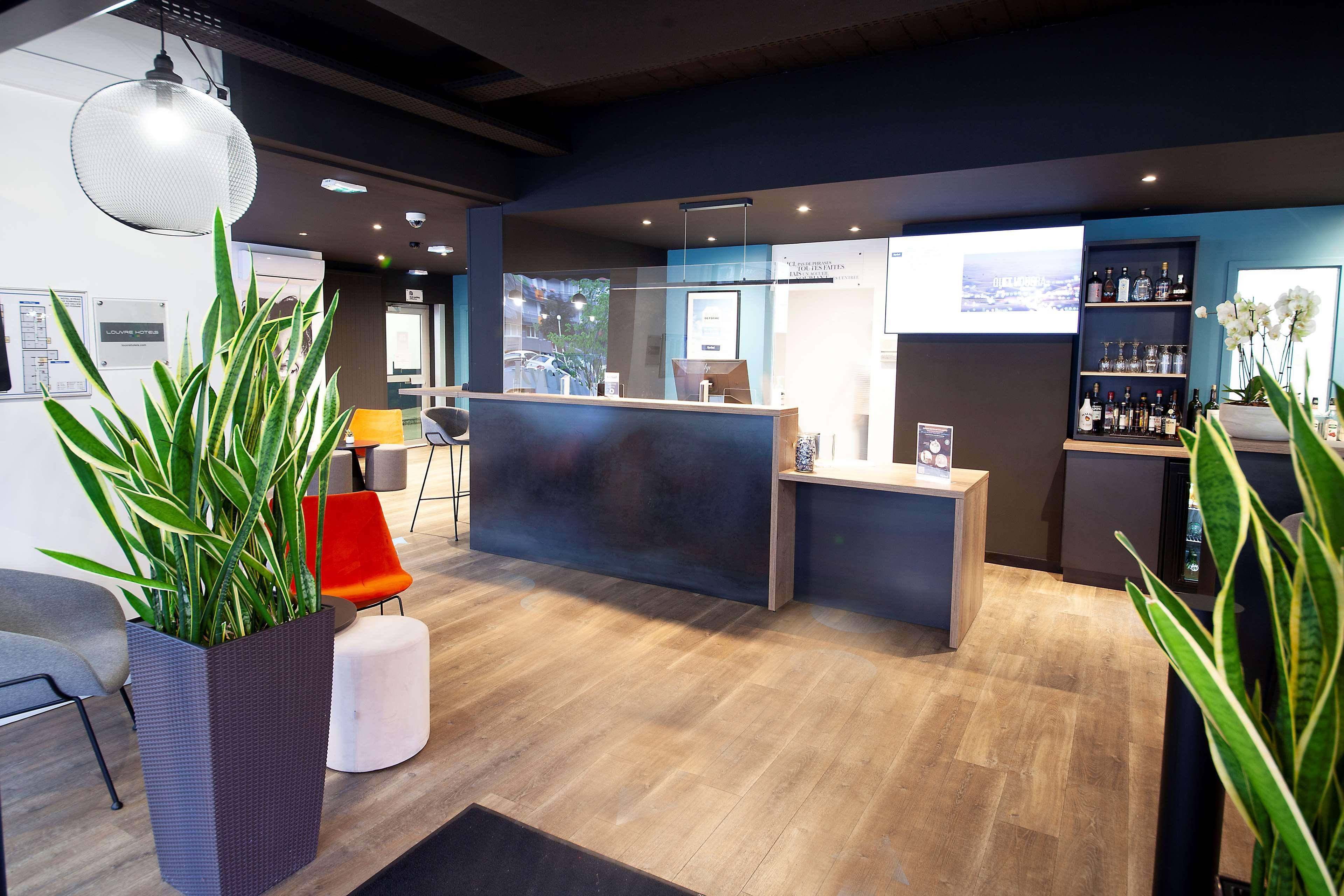 Kyriad Hotel Clermont Ferrand Centre Ngoại thất bức ảnh