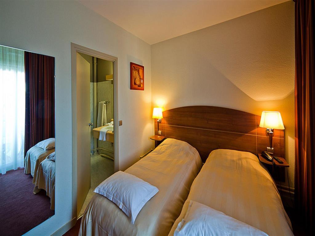Kyriad Hotel Clermont Ferrand Centre Ngoại thất bức ảnh